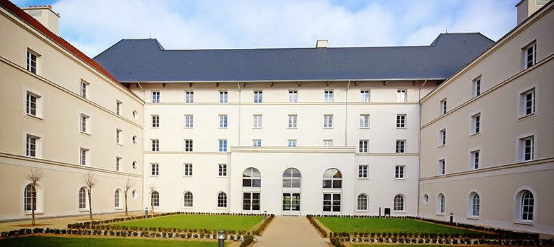 Charles de Gaulle to B&B Hotel Disneyland Paris