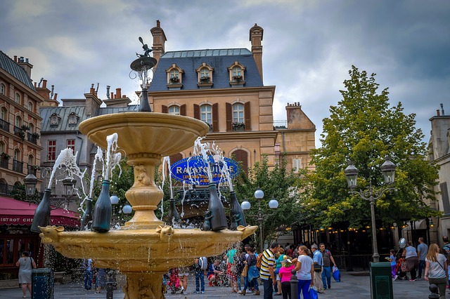 Paris to La Vallee Village
