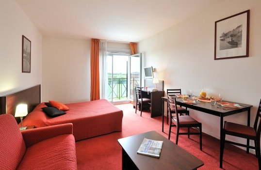 Beauvais to Residence Du Parc Val d'Europe