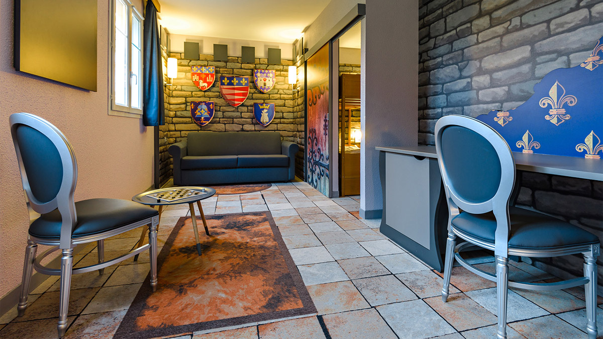 Gare du Nord to Explorers Hotel