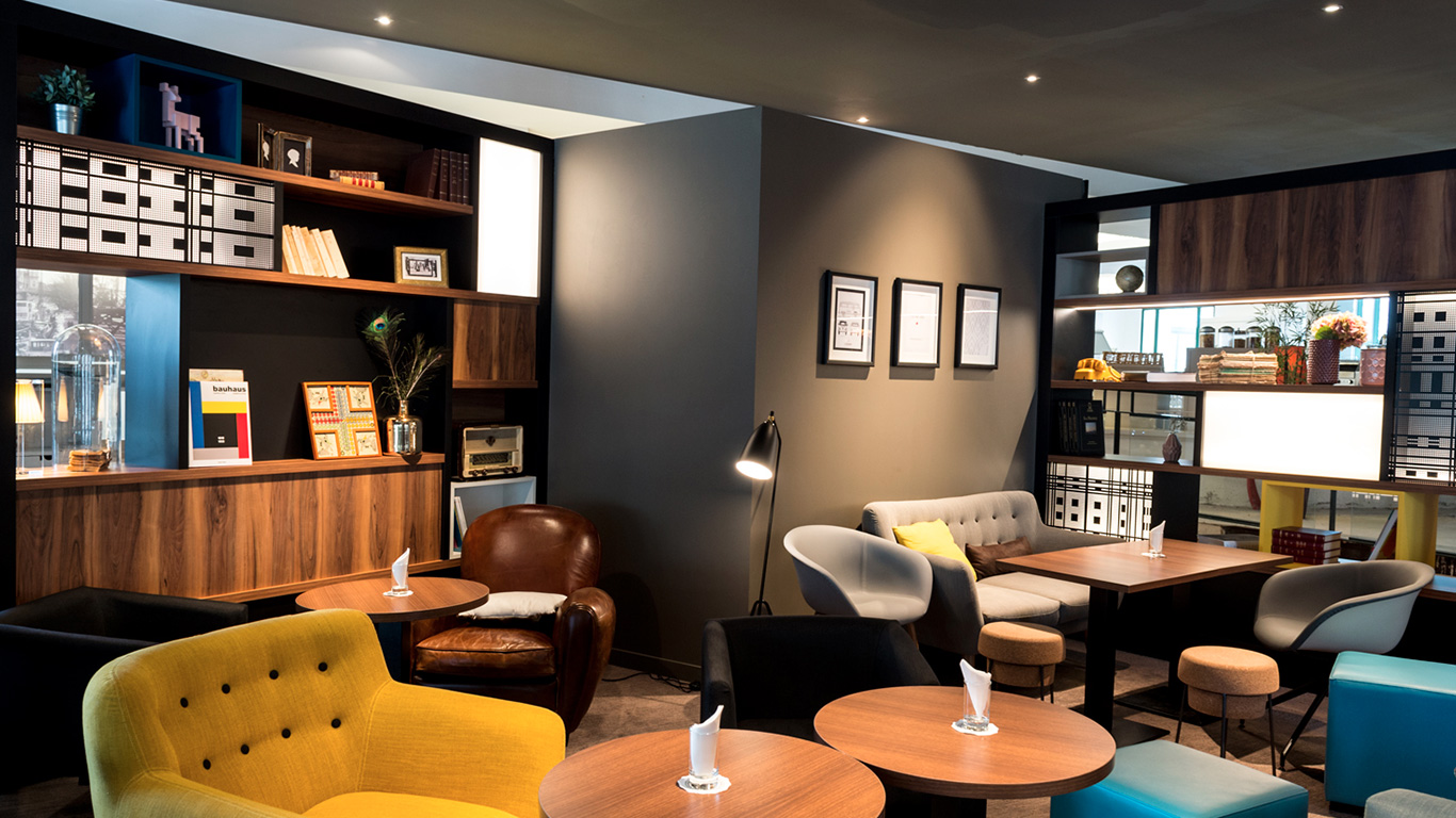 Orly Airport to Hotel l'Elysee Val d'europe