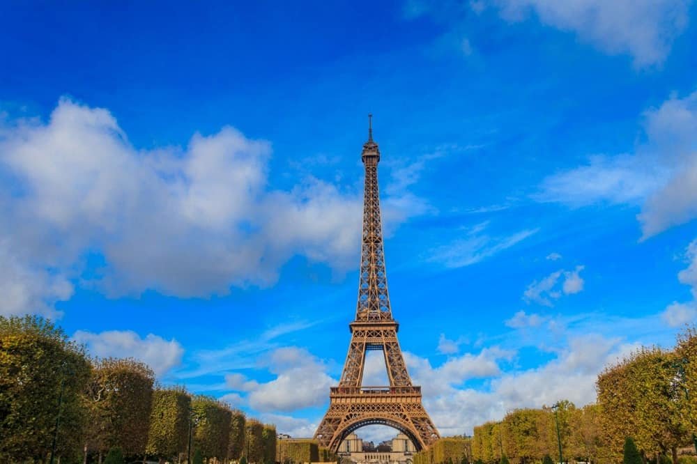 Villages Nature Paris to Eiffel Tower